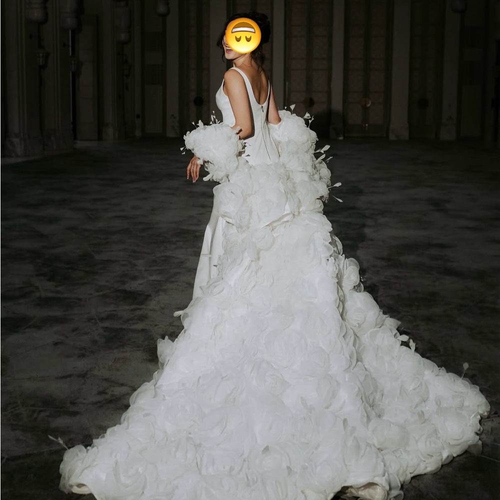 White Flower Bride Cape Floral bridal Cape  Wedding Dress